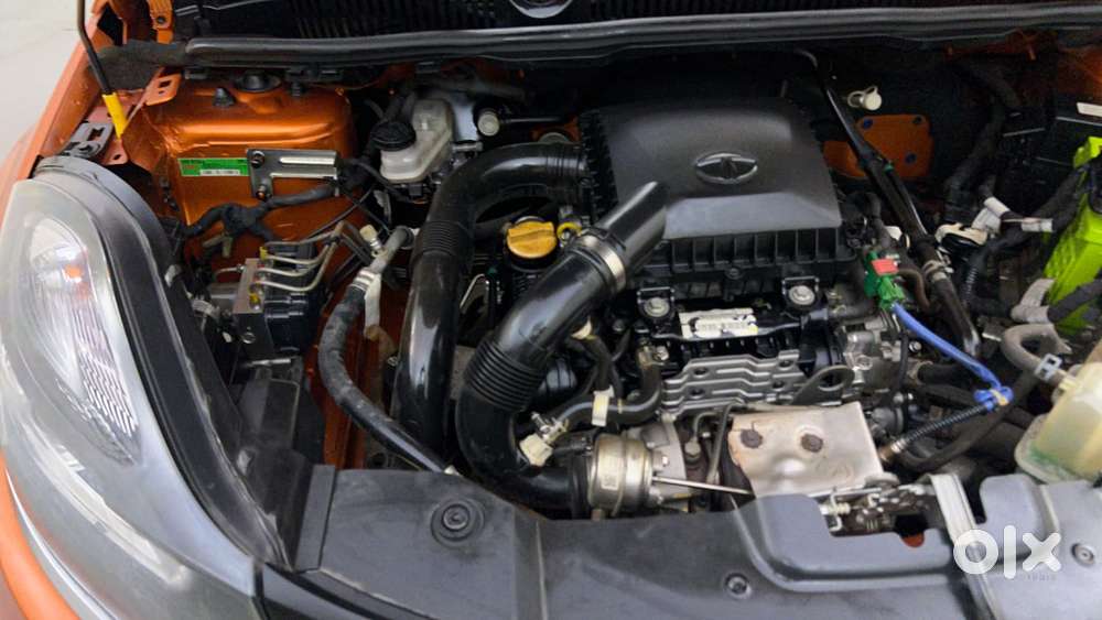 Tata Nexon 1.2 Revotron Xza Plus (l), 2019, Petrol