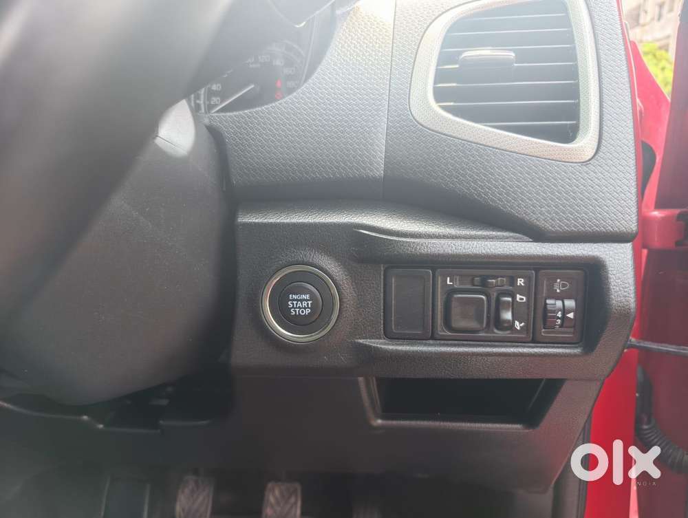 Maruti Suzuki Brezza 1.5 Zxi Plus Smart Hybrid Dual Tone, 2021, Petr..