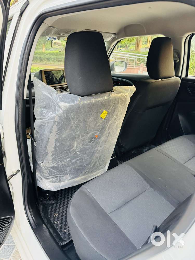 Maruti Suzuki Swift 1.2 Lxi (o), 2025, Petrol