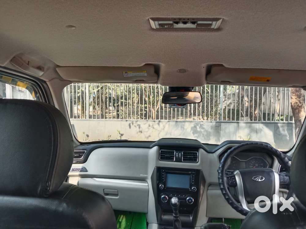 Mahindra Scorpio S10 8 Seater, 2016, Diesel