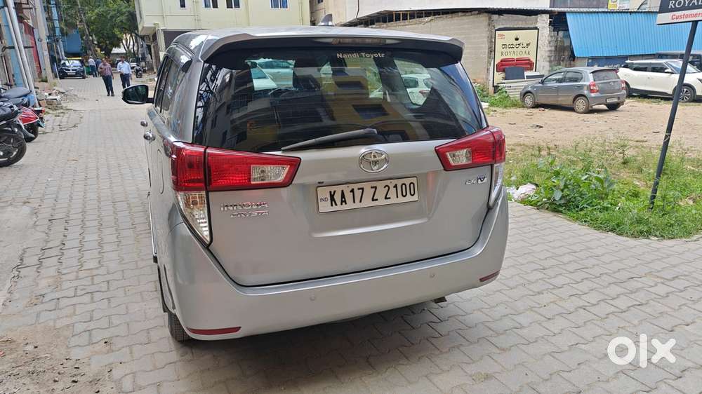 Toyota Innova Crysta 2.4 V, 2017, Diesel