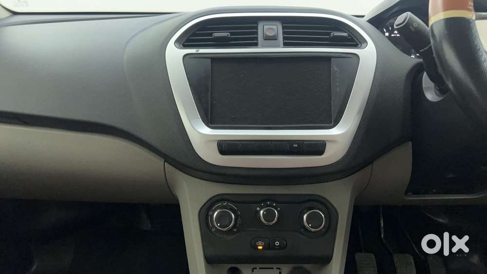 Tata Tiago 1.2 Revotron Xm, 2016, Petrol