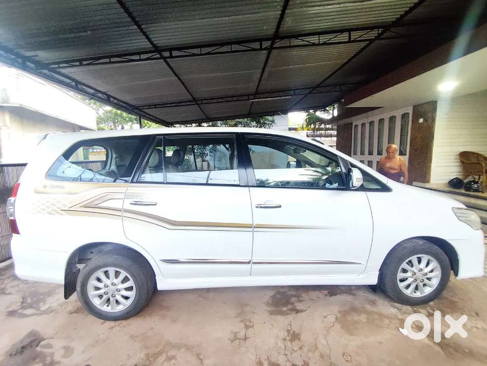 Original Kerala Toyota Innova 2.5 Zx 2014 Single Owner Urgent Sale
