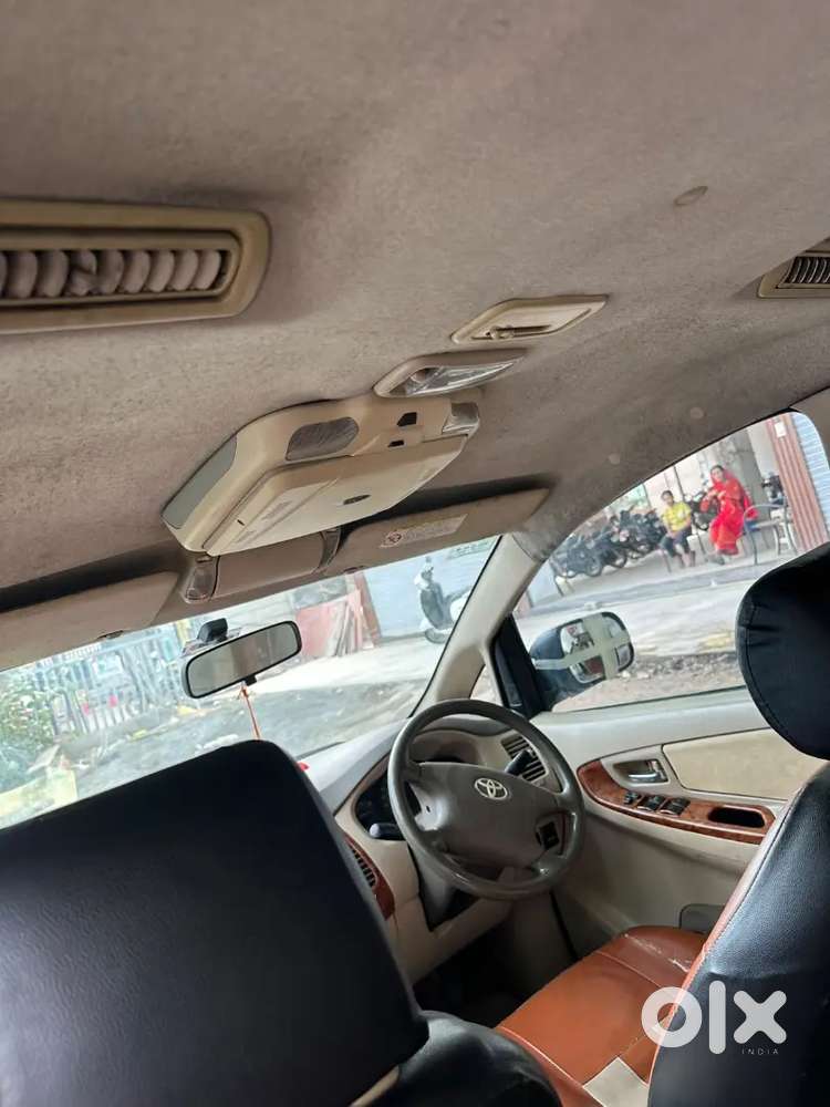 Toyota Innova 2.5 V 2009