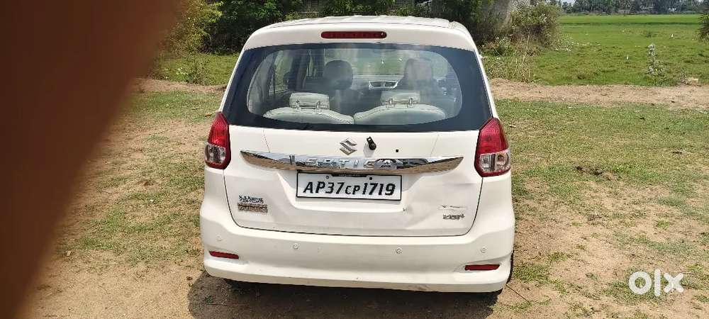 Maruti Suzuki Ertiga 2015 Diesel 123000 Km Driven