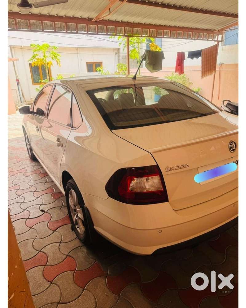 Skoda Rapid 2021 Petrol