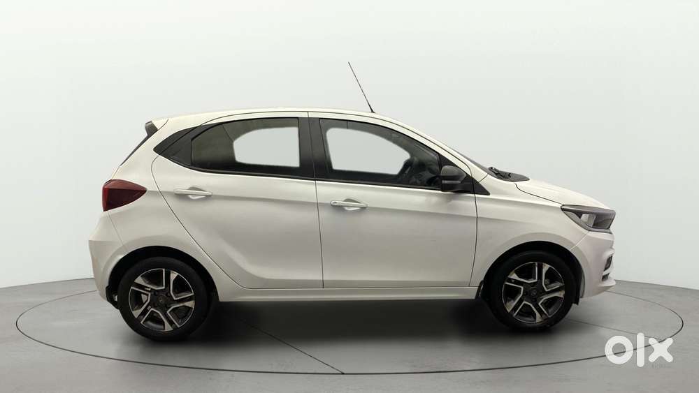 Tata Tiago Xza Plus, 2021, Petrol