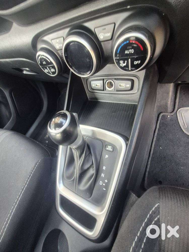 Hyundai Venue Sx Plus Turbo Dct, 2021, Petrol