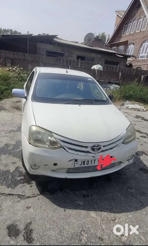 Toyota Etios Liva 2013