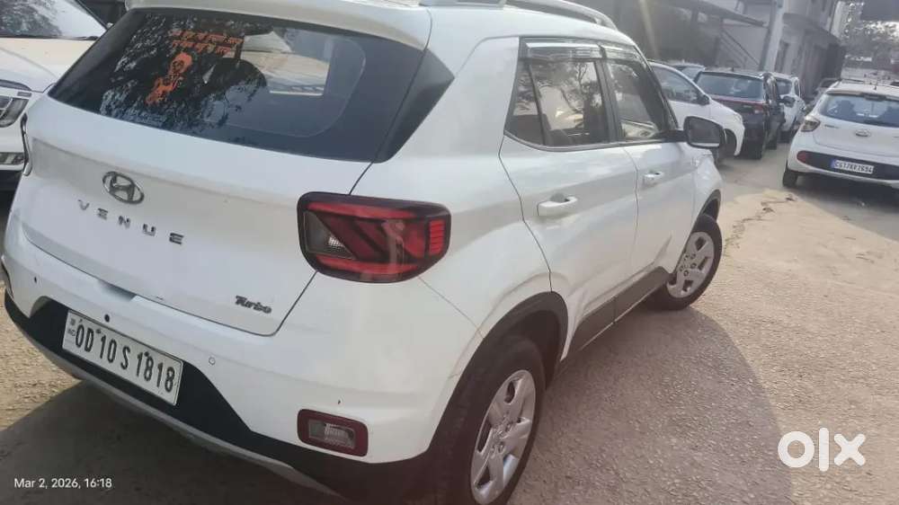 Hyundai New Venue 2020 Petrol 69000 Km Driven