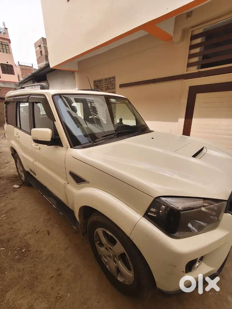 Mahindra Scorpio Classic 2021 Diesel Well Maintained