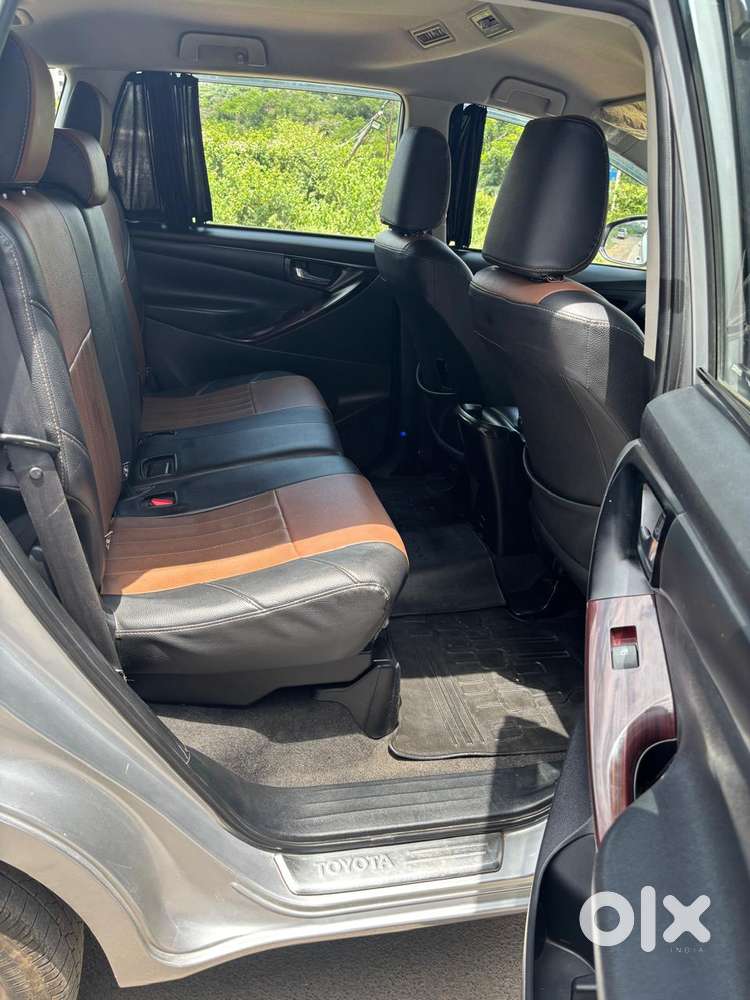 Toyota Innova Crysta 2.8 Gx At, 2016, Diesel