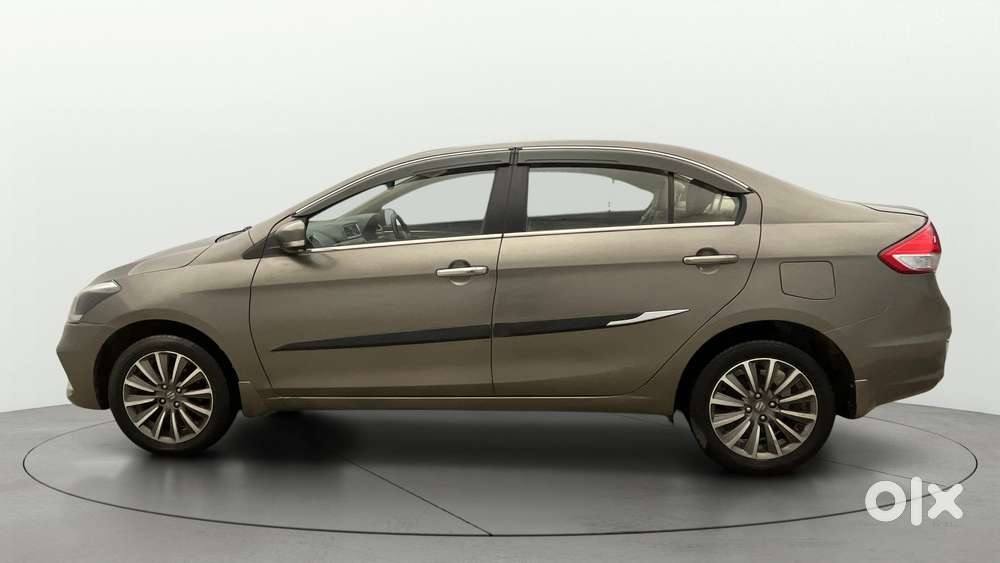 Maruti Suzuki Ciaz 1.5 Alpha Shvs Petrol, 2021, Petrol