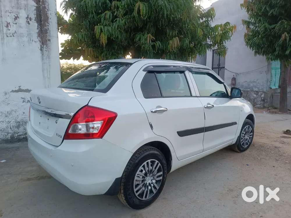 मुझे नई गाड़ी लेनी है इसलिए यह गाड़ी बेचनी है