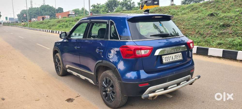 Maruti Suzuki Brezza 1.5 Zxi Smart Hybrid, 2021, Petrol
