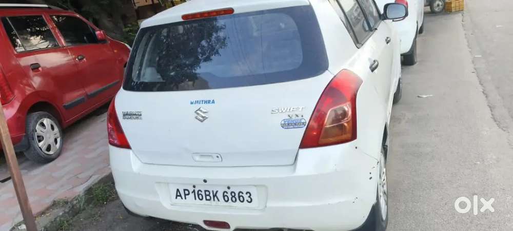 Maruti Suzuki Swift 2010