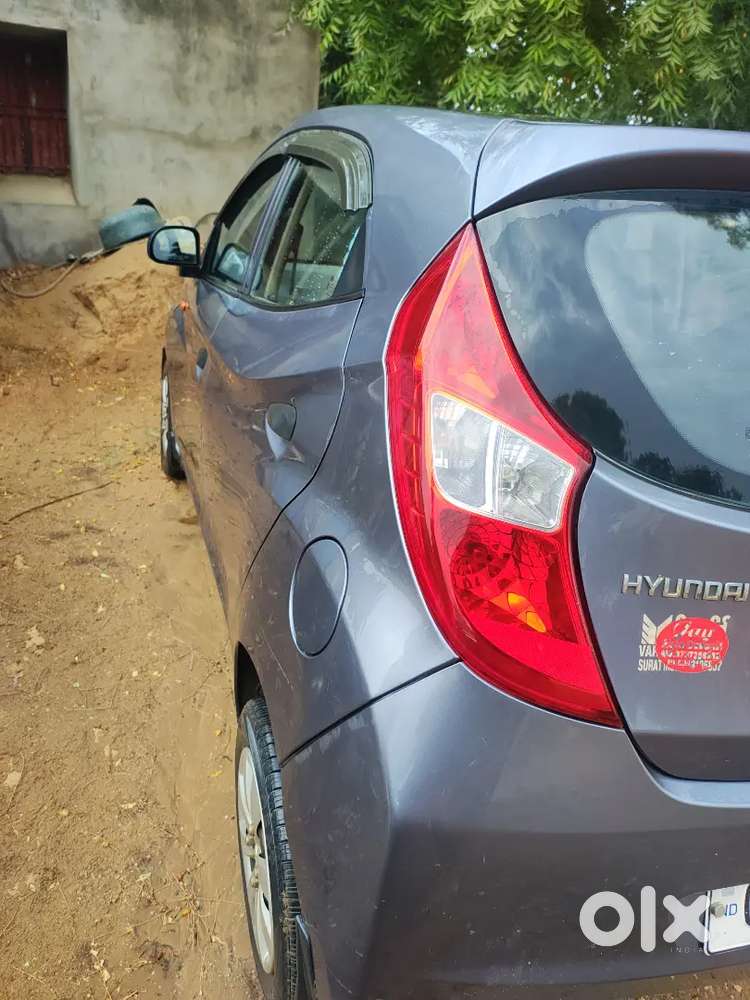 Hyundai Eon 2011 Petrol Well Maintained