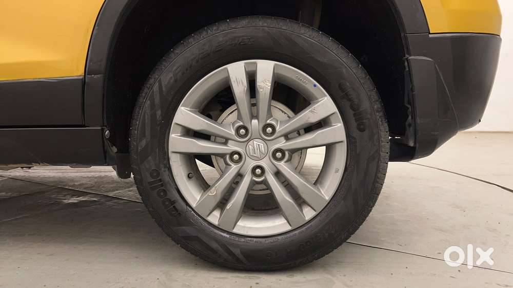 Maruti Suzuki Vitara Brezza Zdi+ Dual Tone Mt, 2016, Diesel