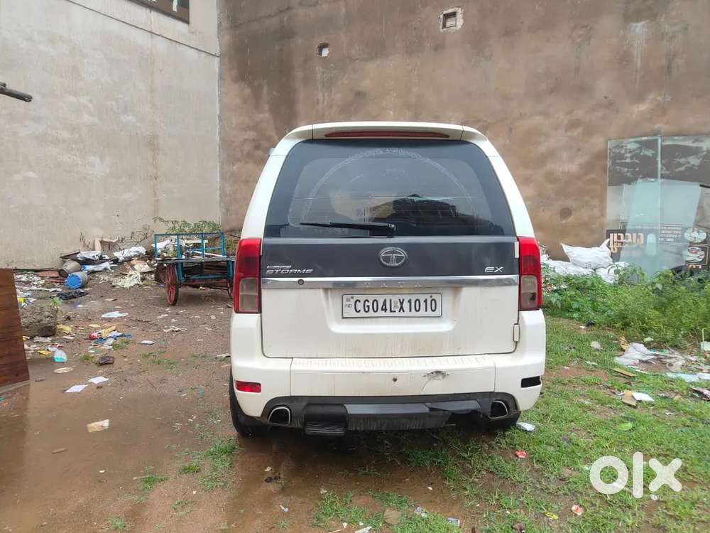2017 Tata Safari Storme Diesel Manual Car