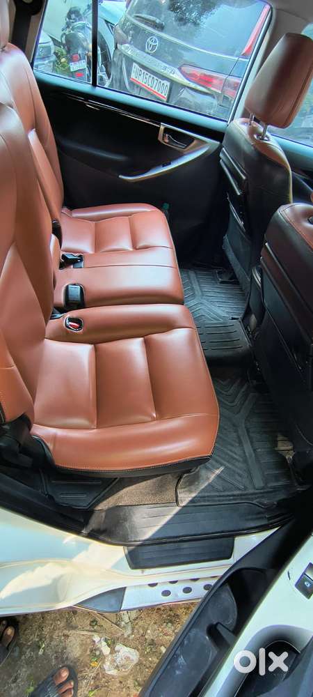 Toyota Innova Crysta 2.4 V 7 Str, 2017, Diesel