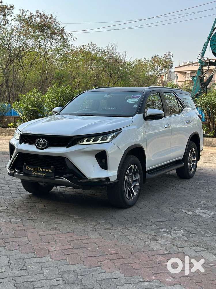 Toyota Fortuner Legender 4x4 At 2.8, 2025, Diesel
