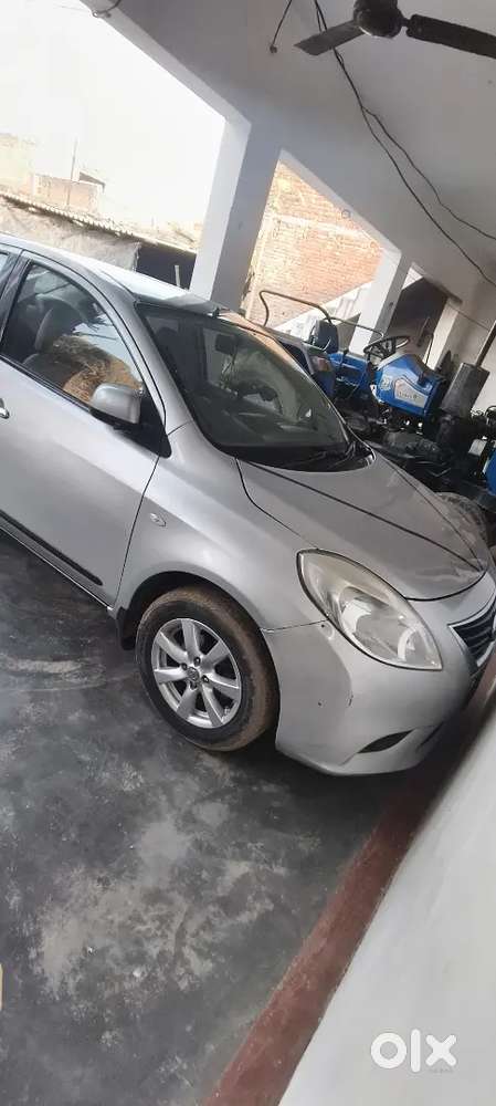 Nissan Sunny Edition Petrol 2012