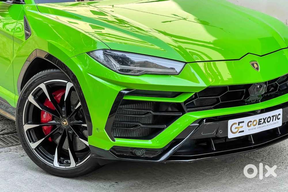 Lamborghini Urus, 2022, Petrol