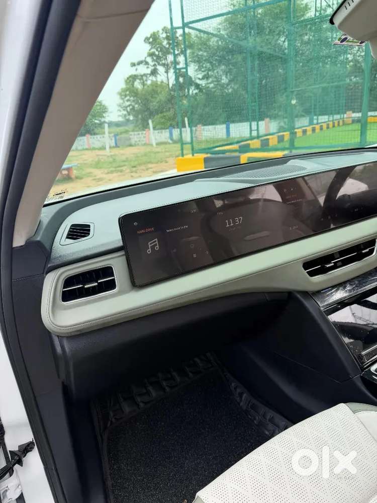 Mahindra Xev 9s 2026 Electric 10000 Km Driven