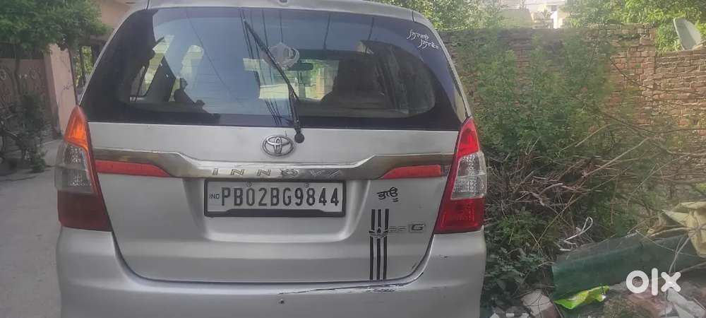 Toyota Innova 2010