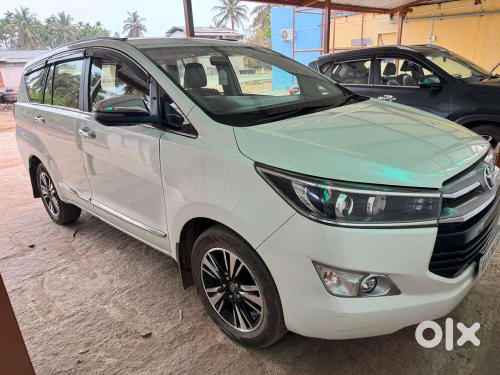 Toyota Innova Crysta 2020 Diesel Well Maintained
