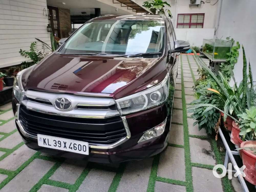 2017 Z Auto.family Using.(delhi Re)frm Toyota Showroom U Trust Delhi.
