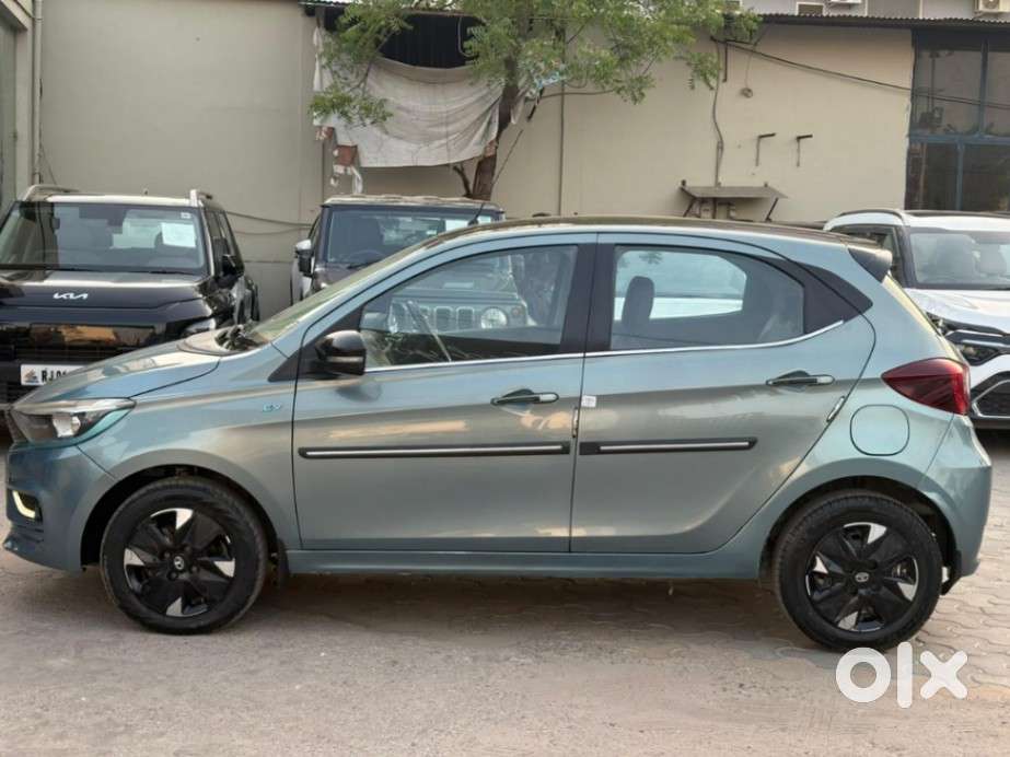 Tata Tiago Ev Xz Plus Tech Lux Lr, 2022, Electric