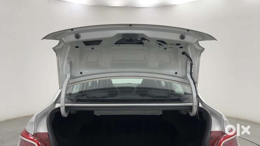 Hyundai Xcent Base 1.2, 2014, Petrol