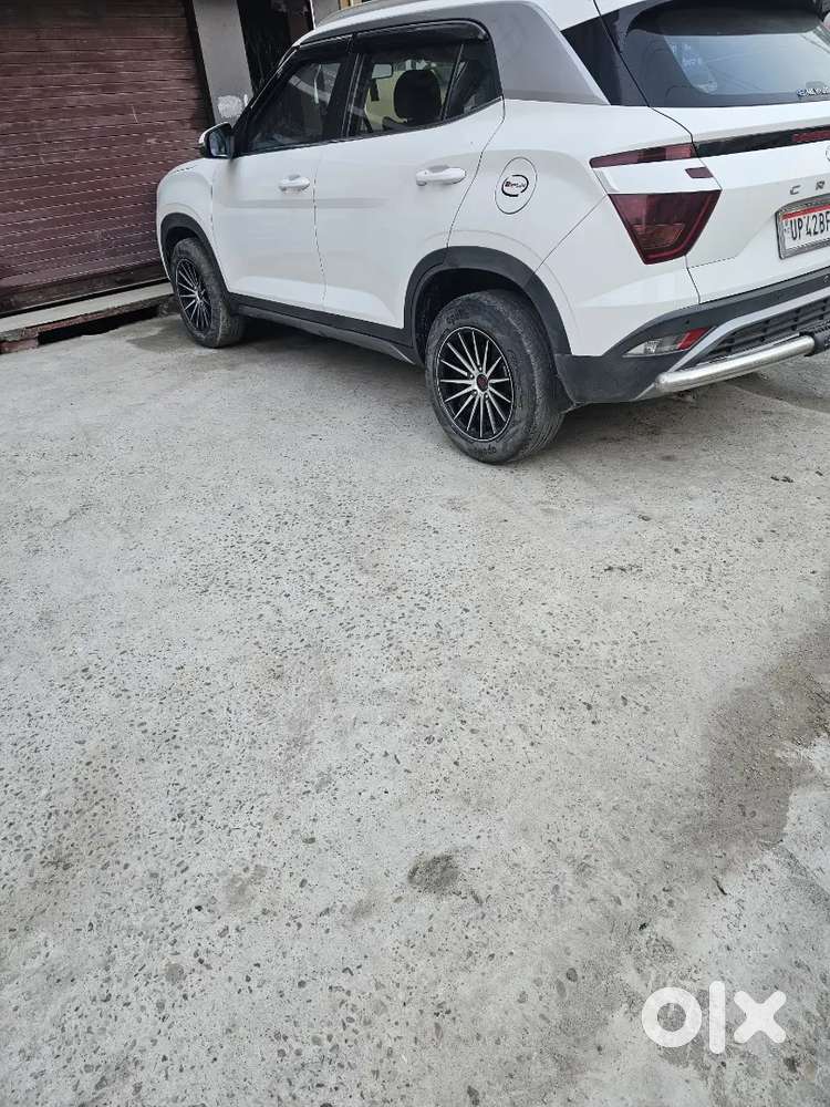 Nyc Car Showroom Condition