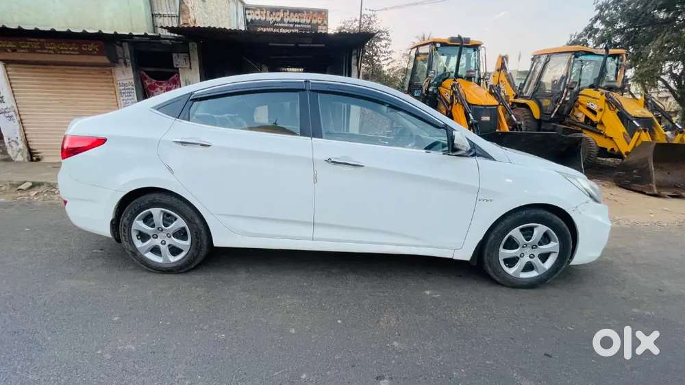 Hyundai Verna 2012 Petrol 52000 Km Driven