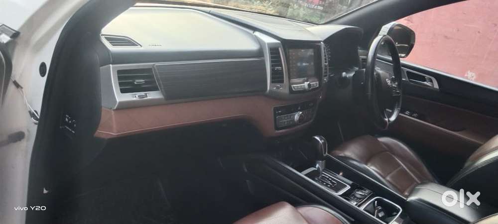 Mahindra Alturas G4 4x4 At, 2021, Diesel