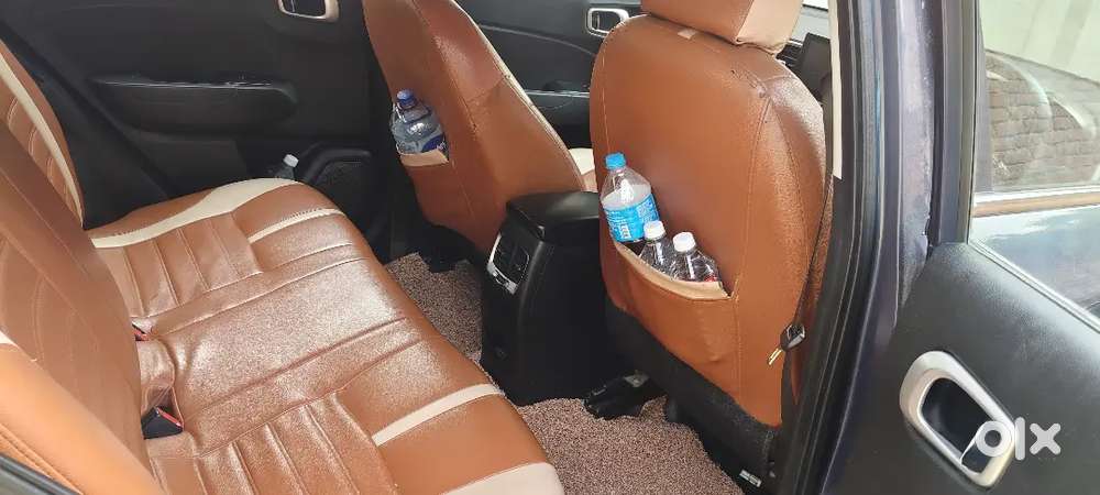 Hyundai Venue 2022 Petrol 97158 Km Driven