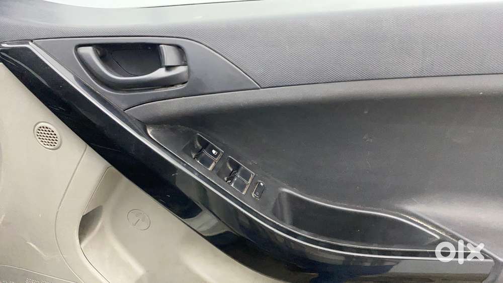 Tata Nexon 1.2 Revotron Xma, 2019, Petrol