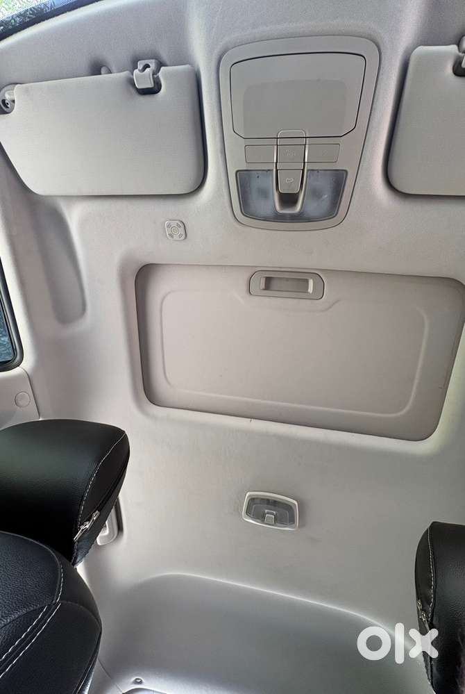 Mahindra Xuv300 On Sale
