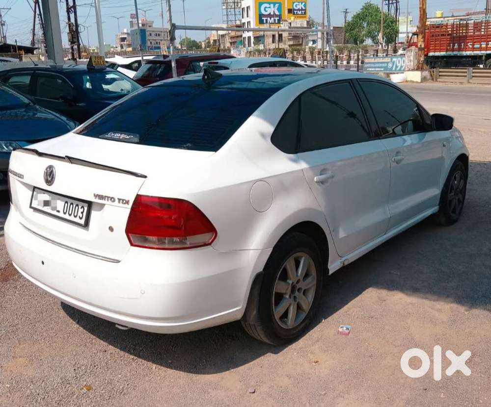 Volkswagen Vento Celeste 1.6 Highline, 2013, Diesel