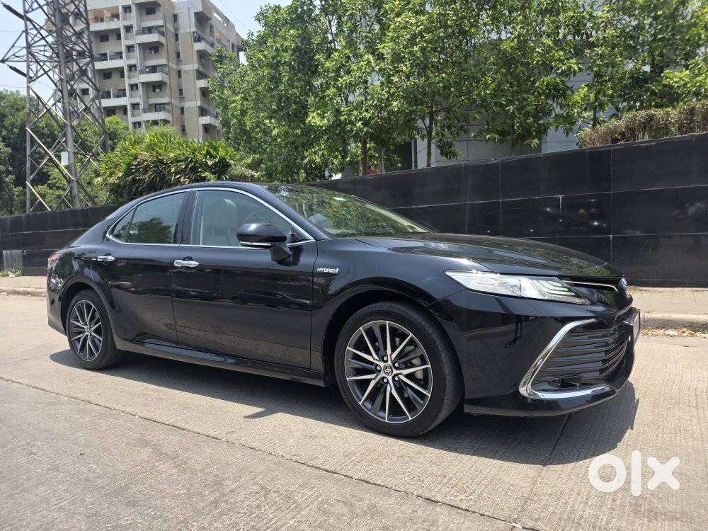 Toyota Camry Hybrid, 2024, Petrol