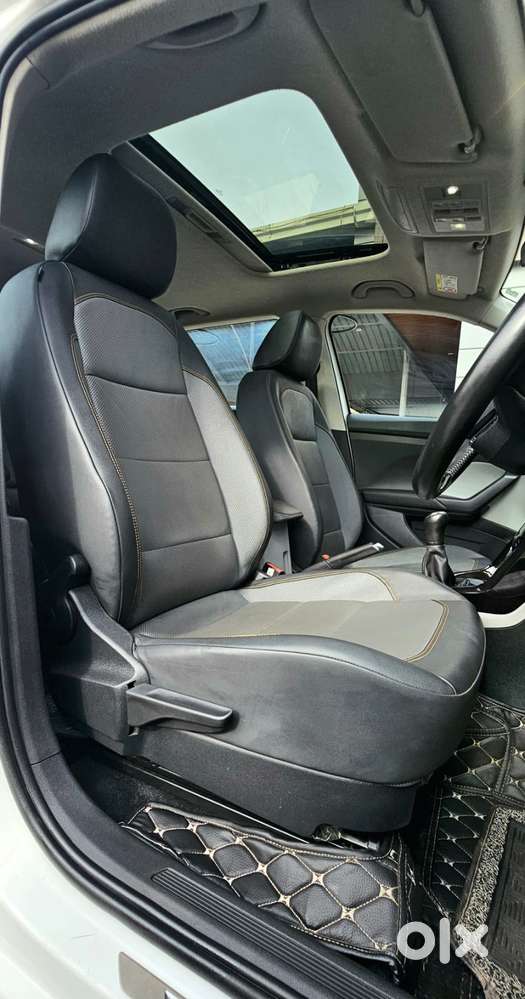 Skoda Kushaq 1.0 Tsi Style, 2022, Petrol