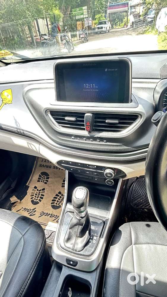 Tata Altroz 1.2 Xza Petrol Dct, 2022, Petrol