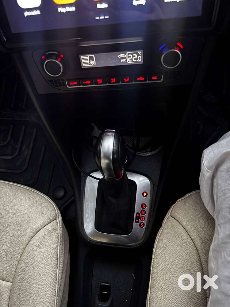 Volkswagen Vento Tsi Dsg Automatic 2015 - 52,084 Km, Pune