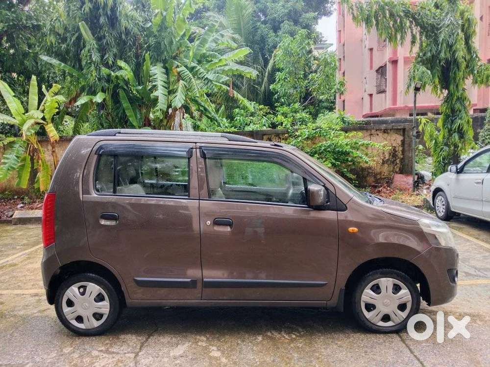 Maruti Suzuki Wagon R Vxi 1.0, 2016, Petrol