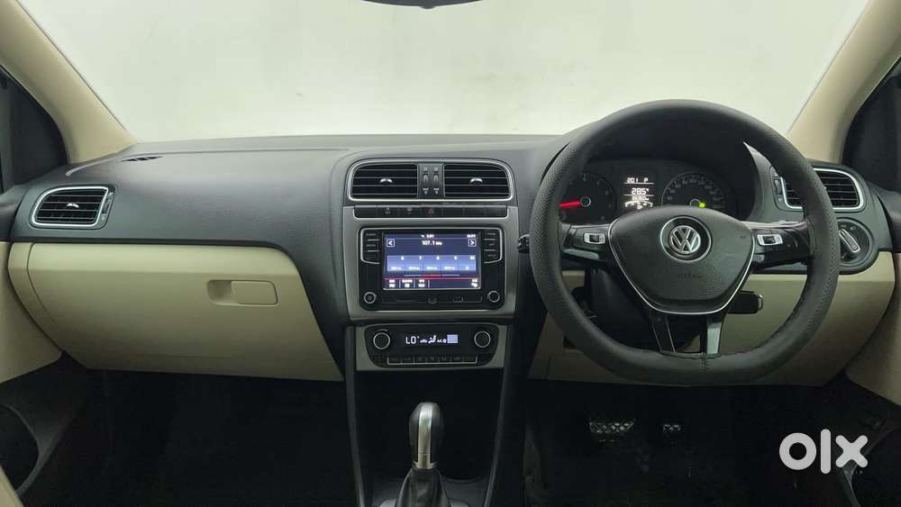 Volkswagen Vento 1.6 Highline, 2022, Petrol
