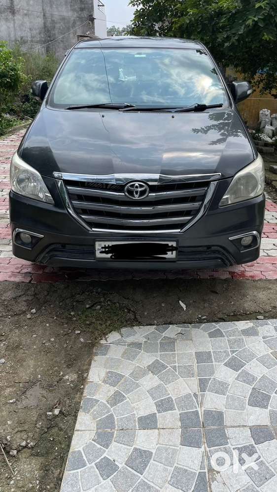 Toyota Innova Diesel 2015