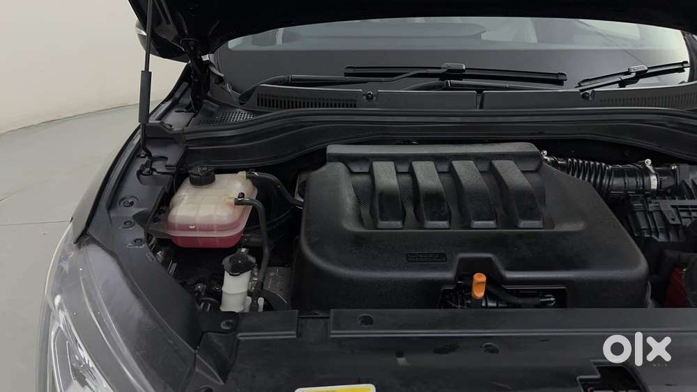 Mahindra Xuv700 Ax7l 6 Str At, 2024, Petrol