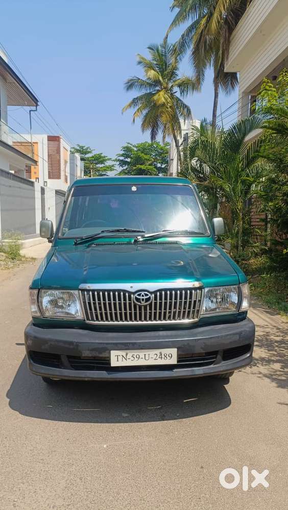 Toyota Qualis 2.4 D Gs, 2003