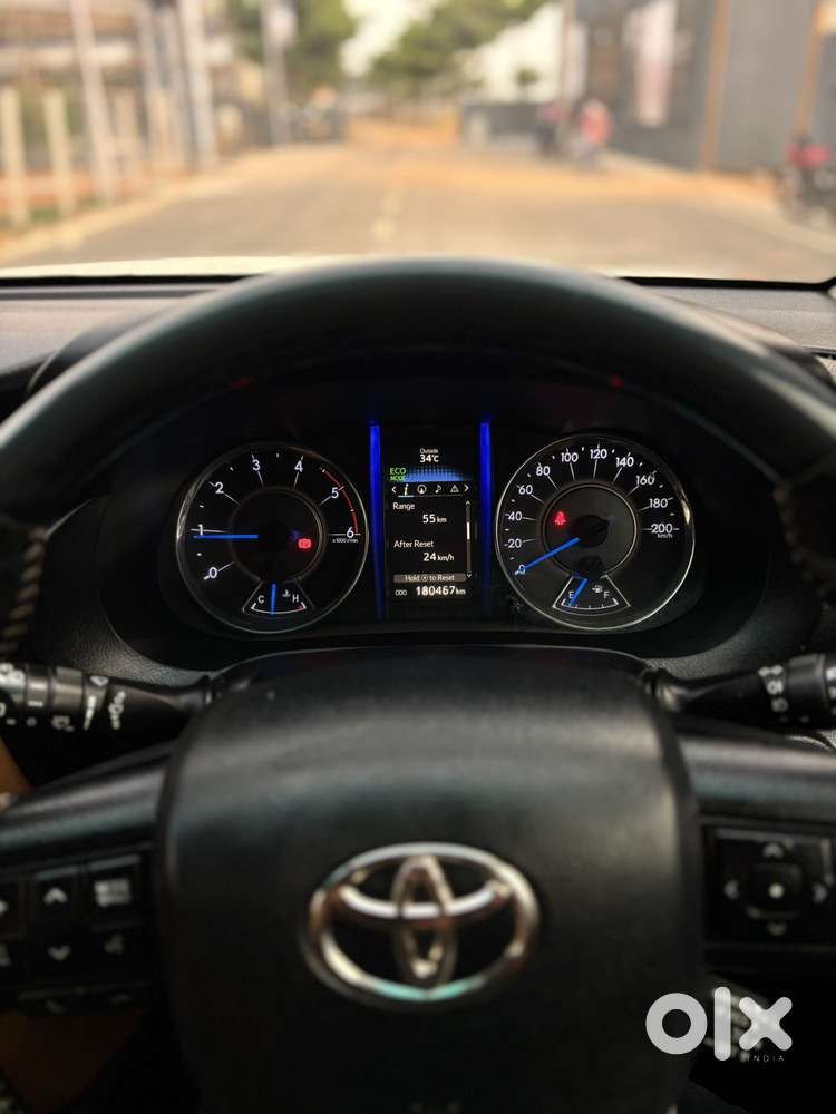 Toyota Fortuner 4x4 Mt 2.8 Diesel, 2020, Diesel